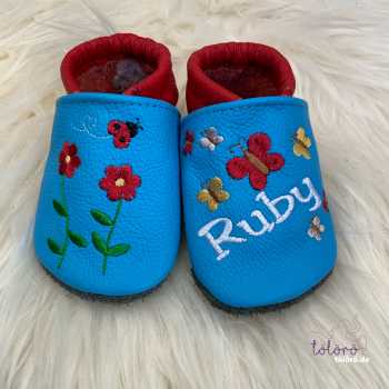 Preview: Blümchen und Name mit Schmetterlinge