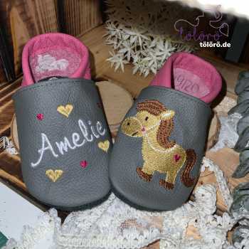 Preview: Name mit Herzen und Pony