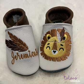 Preview: Name mit Federn und Löwenkopf farbig