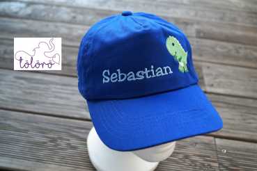 Cap mit Name und Dino