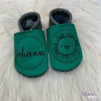 Preview: Name im Kreis und Löwe