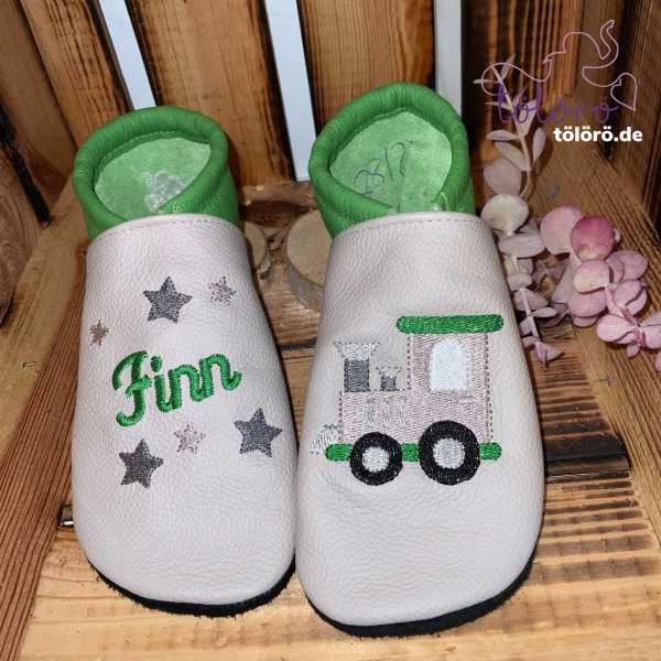 Name mit Sternen und Zug