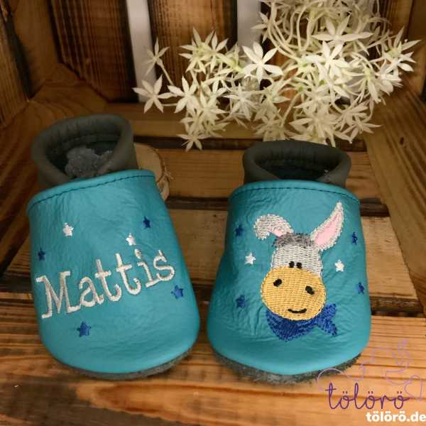 Name mit Sternen und Eselkopf