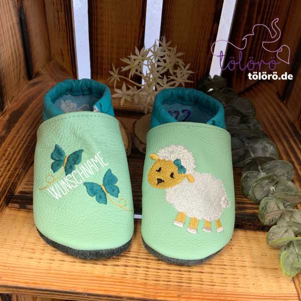 Name mit Schmetterlinge  und Schaf