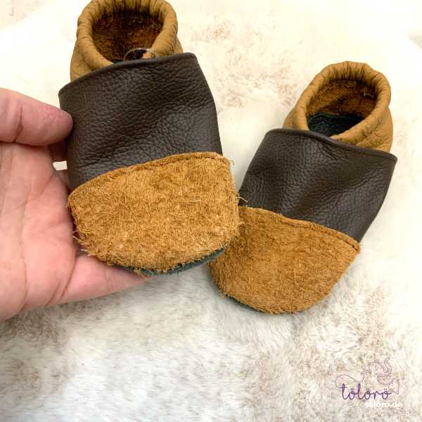 *sofortkauf* Puschen mit verstärkter Kappe Gr. 19/20