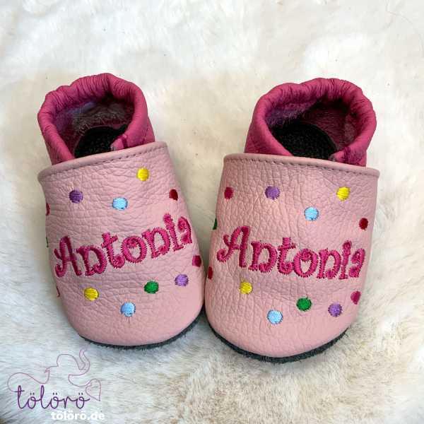 Bunte Punkte mit Namen