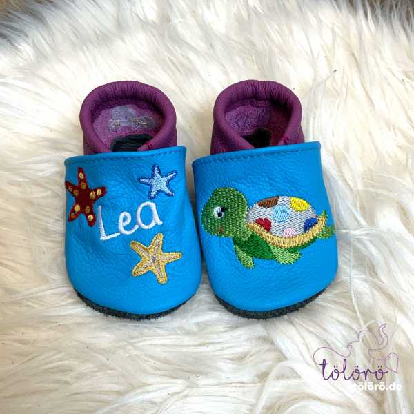 Name mit Sternen und Schildkröte