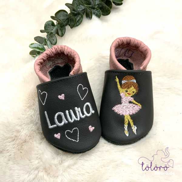 Name mit Herzen und Ballerina