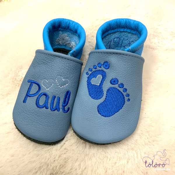 Name mit Herzchen und Füße