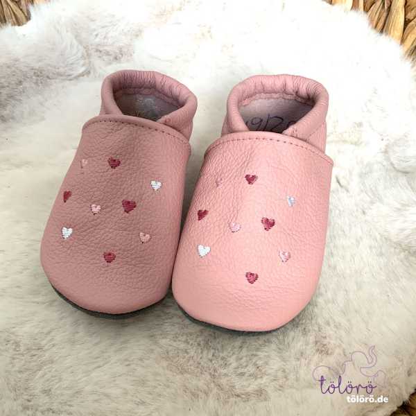 *sofortkauf* mini Herzen rosa Gr. 19/20