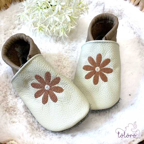 *sofortkauf* Blumen braun Gr. 22/23